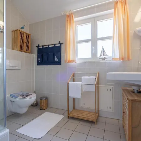 Rugana - Komfort Mit 1 Schlafzimmer B27 Appartamento Dranske