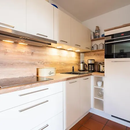 Rugana - Komfort Mit 1 Schlafzimmer B27 Lägenhet *